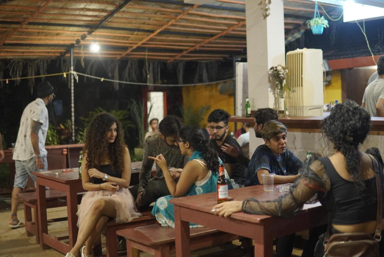 Gaia Hostels Анджуна Екстериор снимка